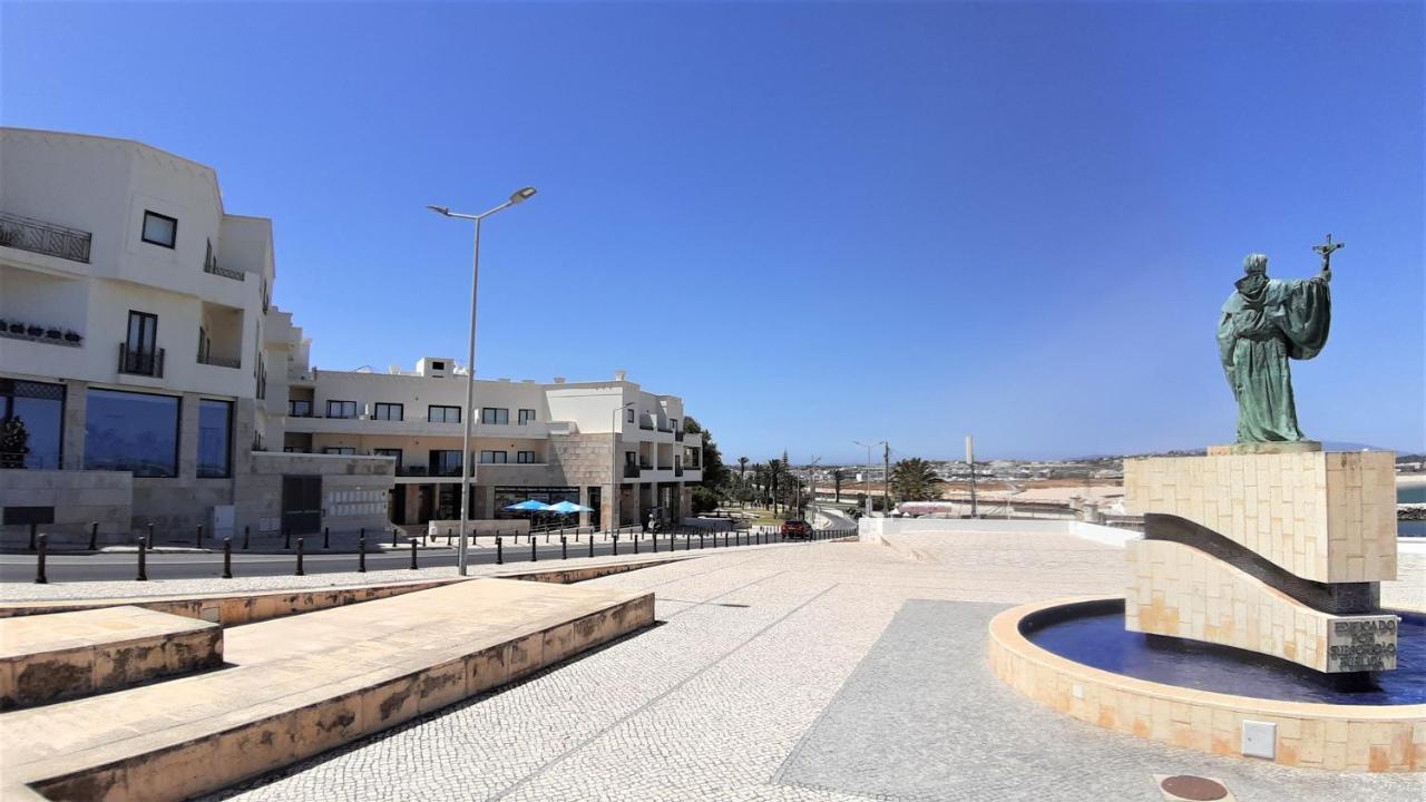Potato Beach Apartment At Beach Front & Sea View Lagos Dış mekan fotoğraf