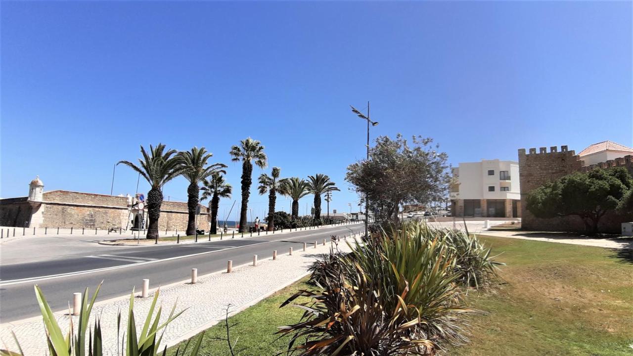 Potato Beach Apartment At Beach Front & Sea View Lagos Dış mekan fotoğraf