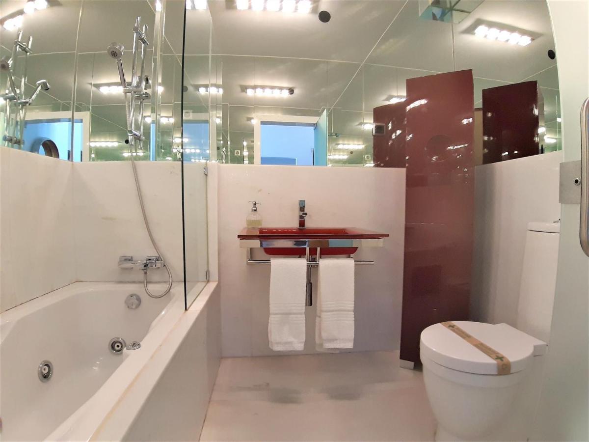 Potato Beach Apartment At Beach Front & Sea View Lagos Dış mekan fotoğraf
